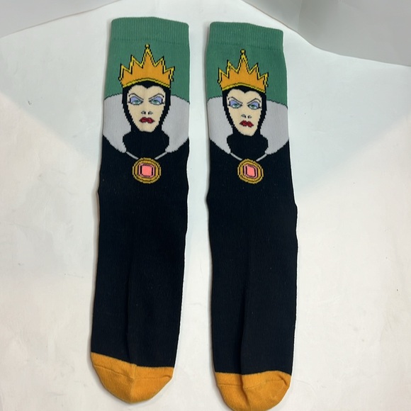 ❤️ Disney Villains Womens Crew Socks NWT - Picture 8 of 9